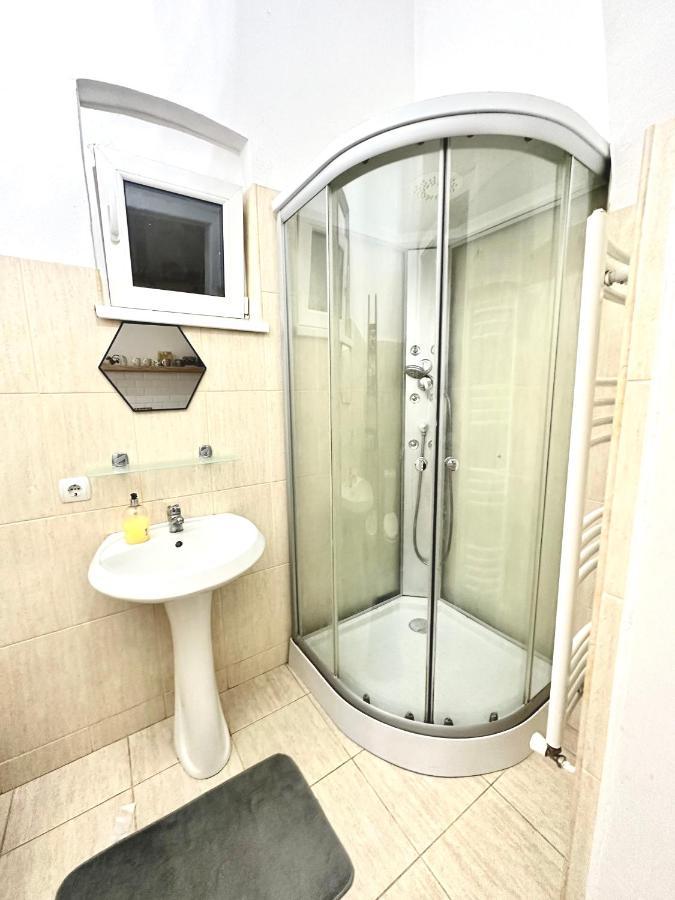 Charming Apartament City Center Timişoara Exterior foto
