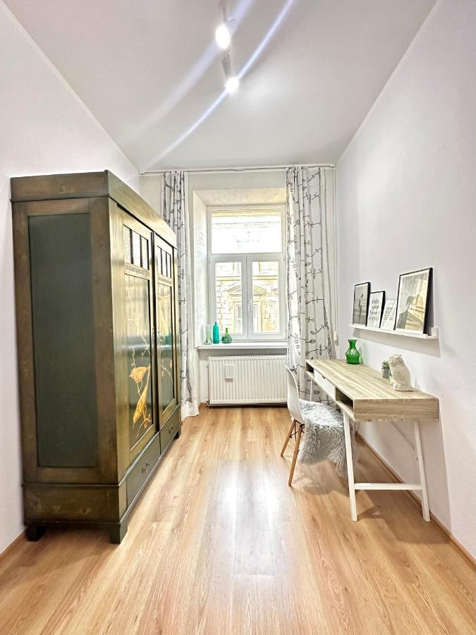 Charming Apartament City Center Timişoara Exterior foto